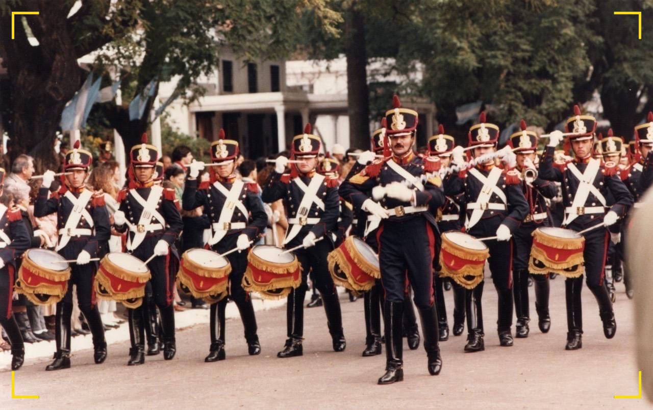 Fanfarria del Alto Perú, banda militar perteneciente al regimiento. Circa 1988. 